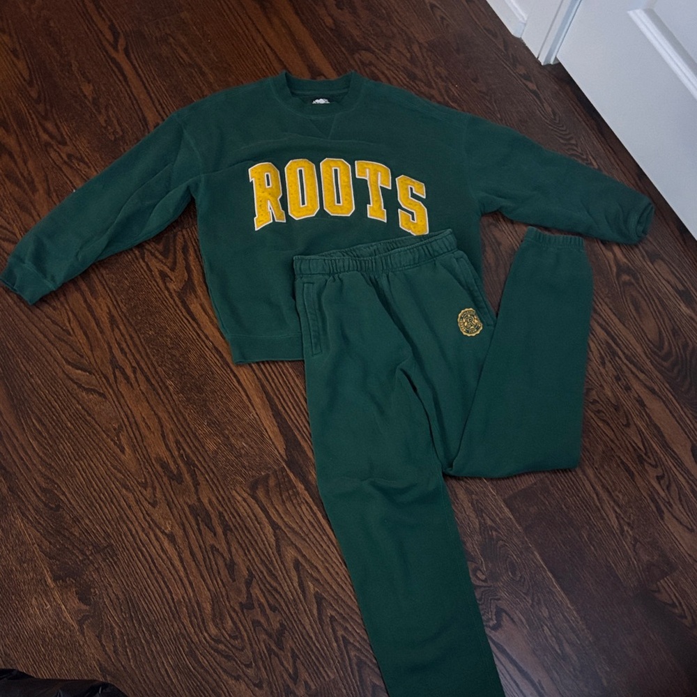 Roots matching sweat set